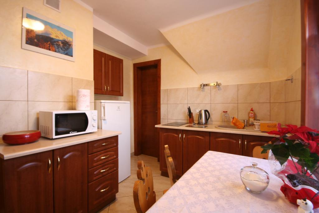 Willa Dewajtis Bed & Breakfast Zakopane Room photo