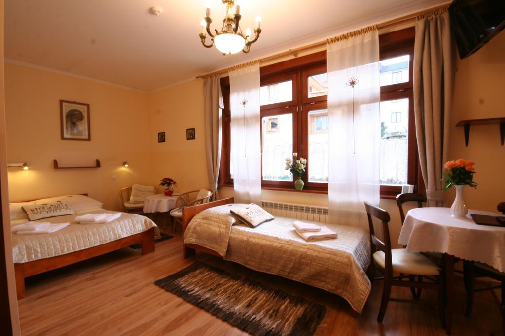 Willa Dewajtis Bed & Breakfast Zakopane Exterior photo