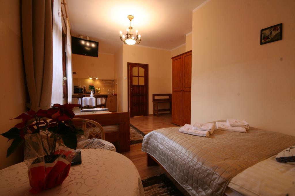 Willa Dewajtis Bed & Breakfast Zakopane Room photo